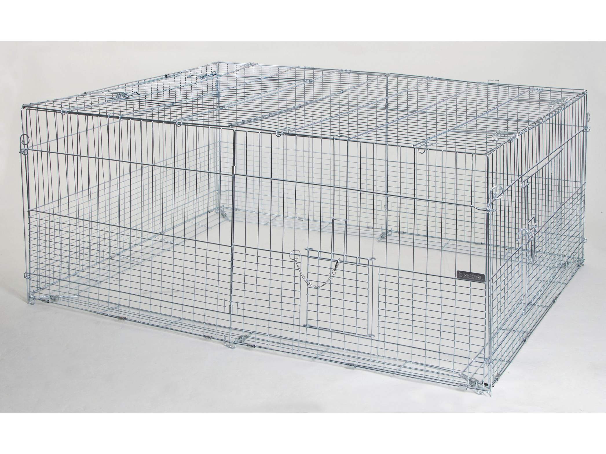 Young Animal Outdoor Pen with Breakout Barrier
