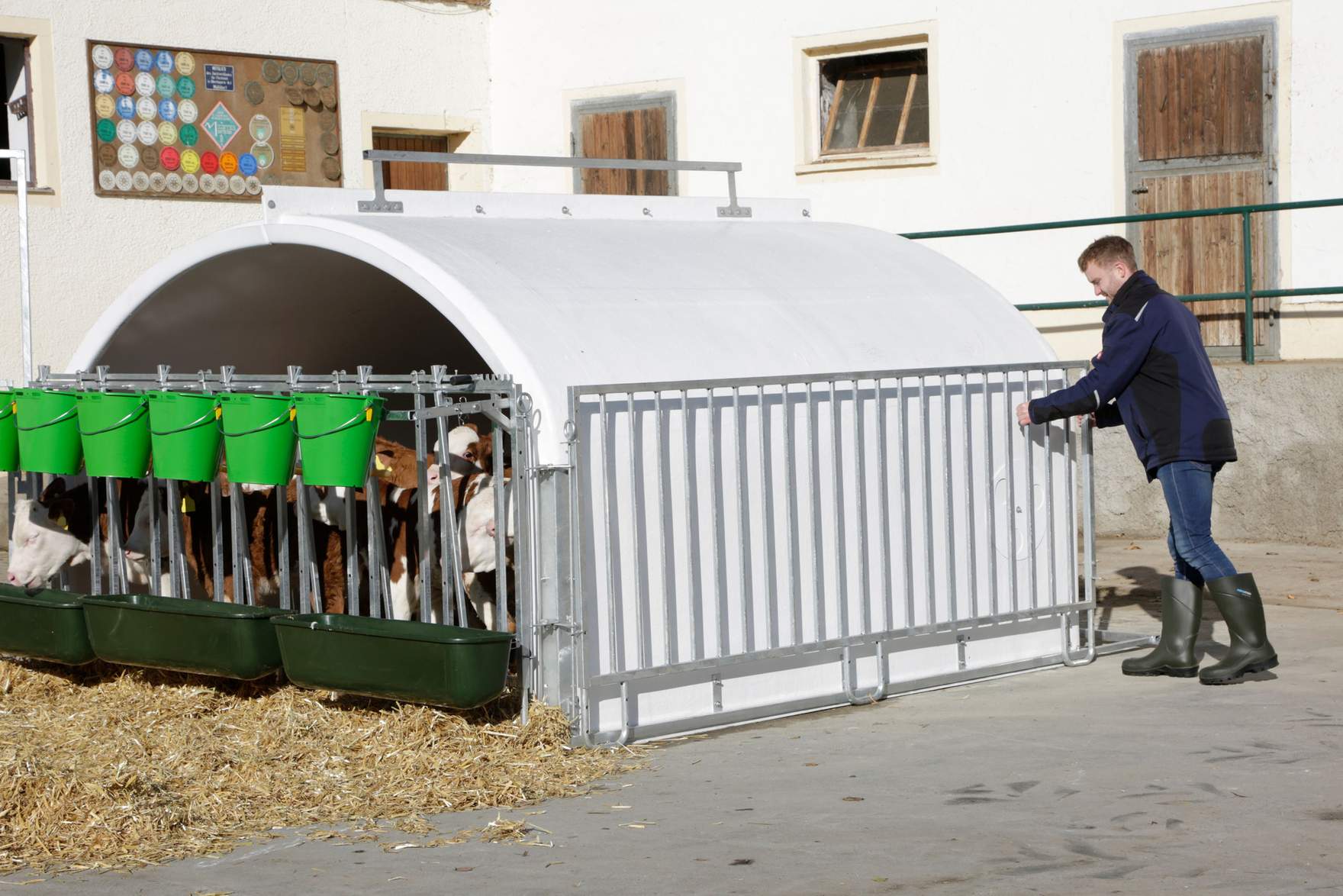 CalfHouse Premium XL - Fanggittersystem Befestigung