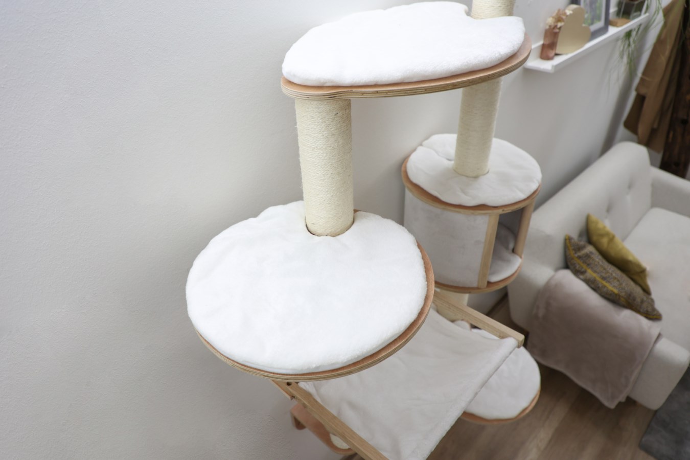 Wall-Mounted Cat Tree Dolo  - Albert Kerbl GmbH