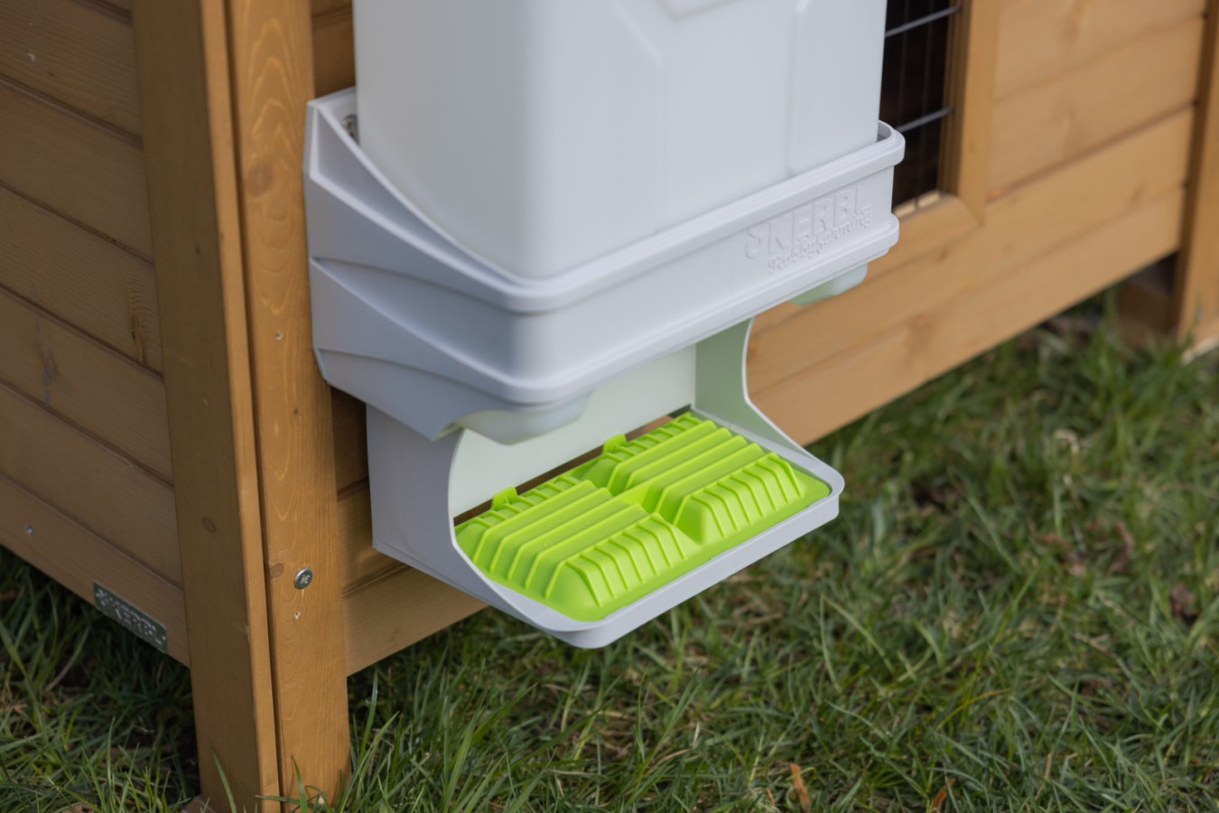 SmartCoop-Erweiterungsaufsatz für Futterautomat