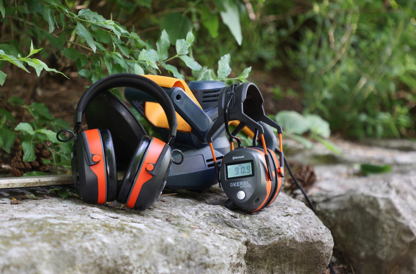multi-media ear protection  - Albert Kerbl GmbH